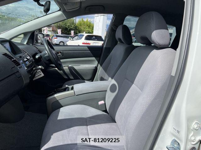 Toyota PRIUS 2010-03 8414443-17