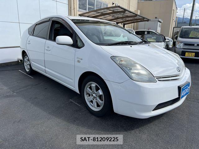 Toyota PRIUS 2010-03 8414443-2
