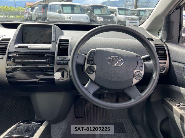 Toyota PRIUS 2010-03 8414443-7