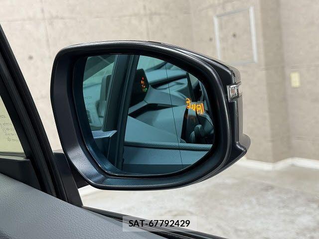 Toyota PRIUS 2025-01 8414412-12