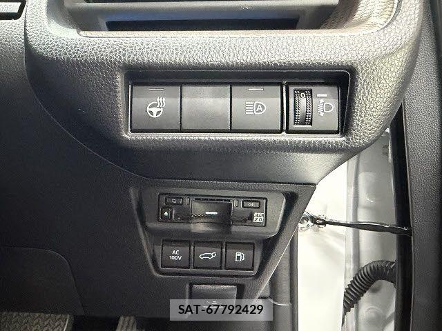 Toyota PRIUS 2025-01 8414412-14