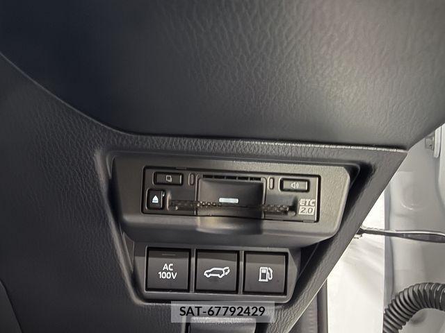 Toyota PRIUS 2025-01 8414412-15