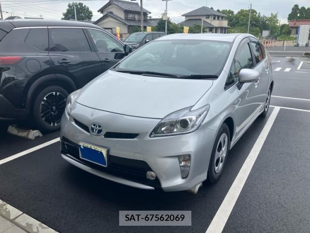 Toyota PRIUS 2012-07 8414470-2
