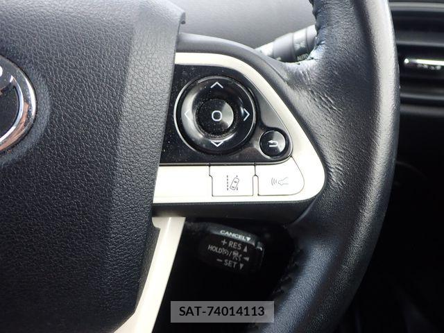 Toyota PRIUS 2018-04 8414409-19