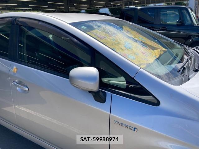 Toyota PRIUS 2010-11 8414515-9