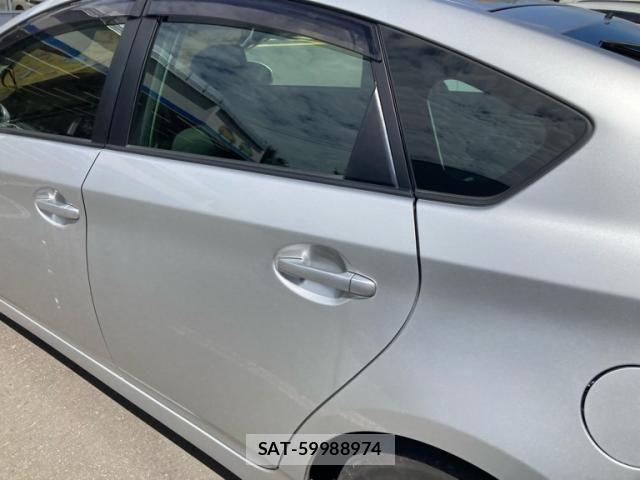 Toyota PRIUS 2010-11 8414515-4