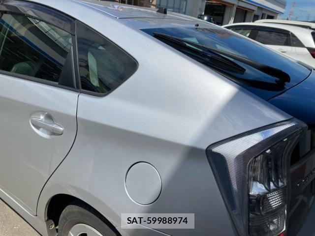 Toyota PRIUS 2010-11 8414515-5
