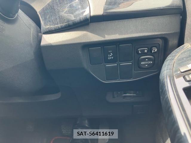 Toyota PRIUS 2013-11 8414467-13