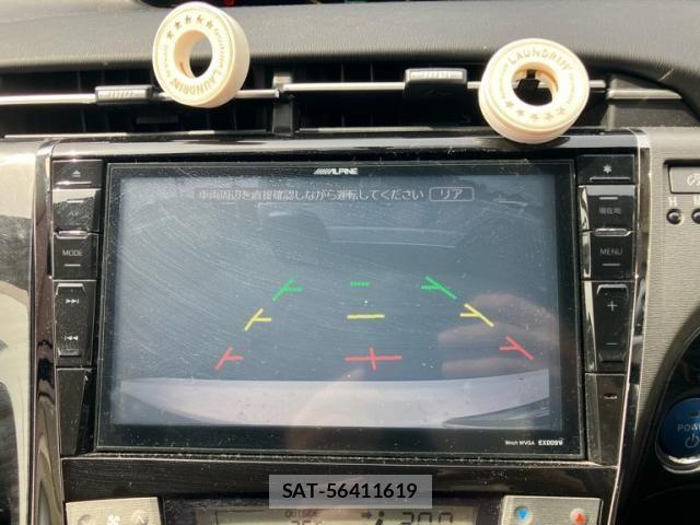 Toyota PRIUS 2013-11 8414467-17