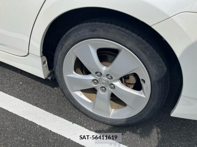 Toyota PRIUS 2013-11 8414467-7