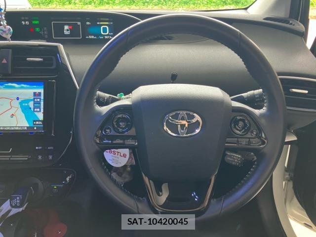 Toyota PRIUS 2019-08 8414423-10