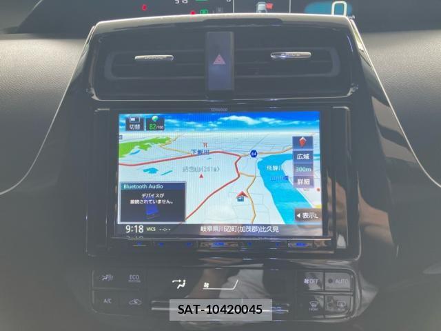 Toyota PRIUS 2019-08 8414423-15