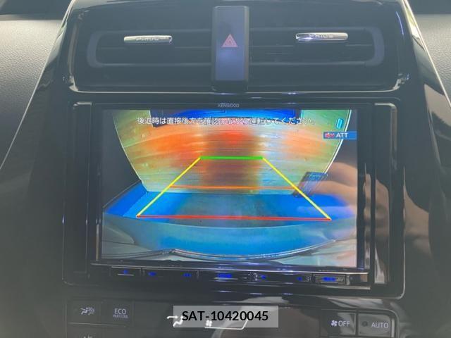 Toyota PRIUS 2019-08 8414423-17