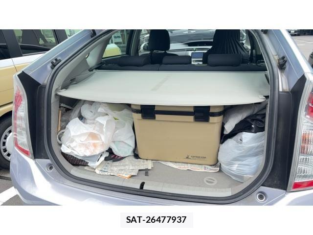 Toyota PRIUS 2014-01 8414517-9