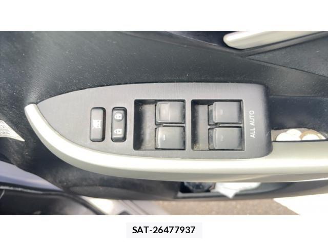 Toyota PRIUS 2014-01 8414517-7