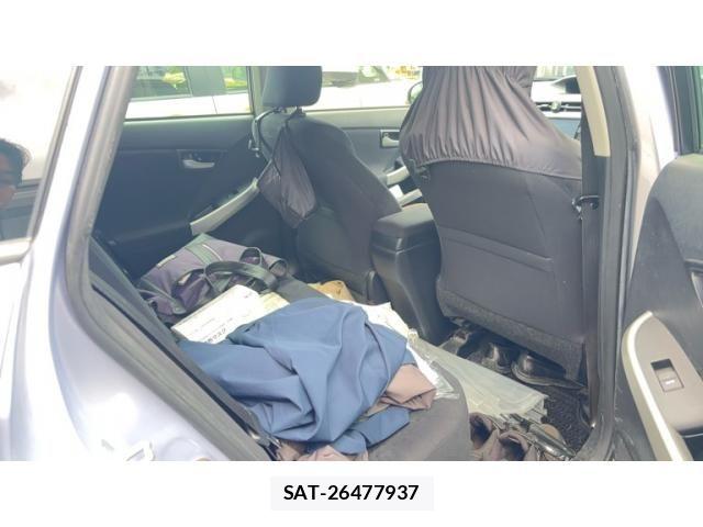 Toyota PRIUS 2014-01 8414517-8