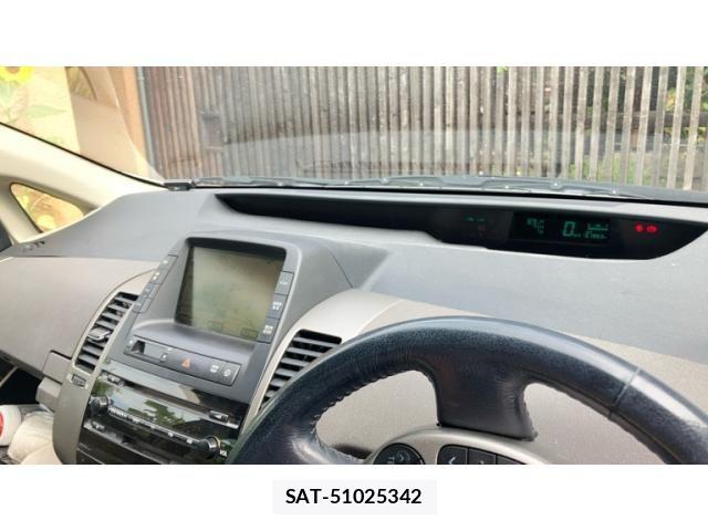Toyota PRIUS 2008-03 8414464-11