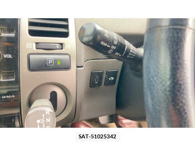 Toyota PRIUS 2008-03 8414464-13
