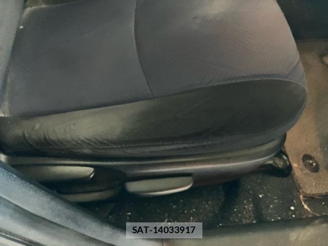 Toyota PRIUS 2012-03 8414493-10