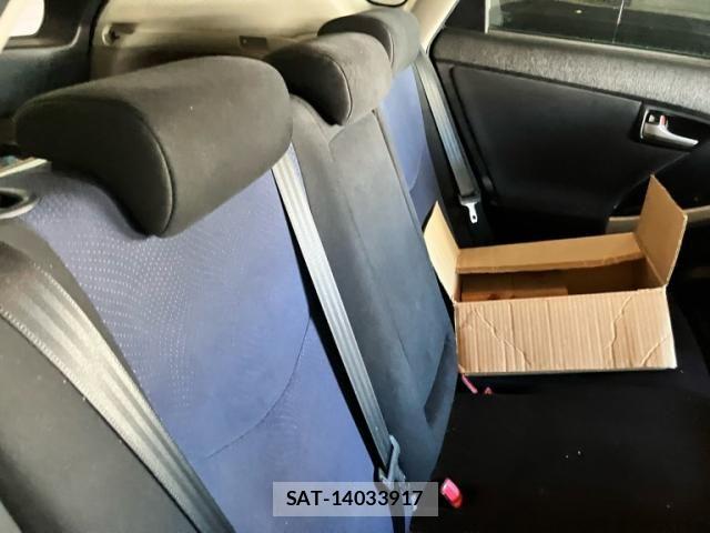 Toyota PRIUS 2012-03 8414493-11