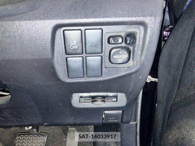 Toyota PRIUS 2012-03 8414493-13
