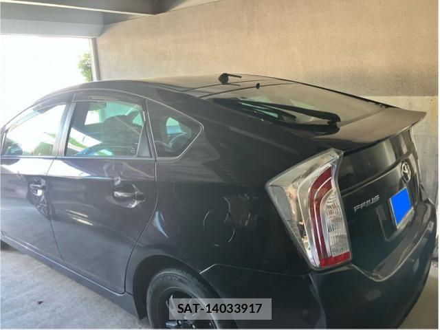 Toyota PRIUS 2012-03 8414493-2
