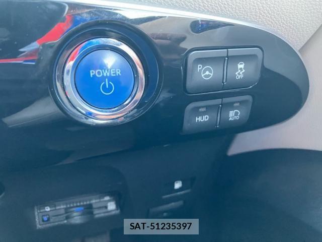 Toyota PRIUS 2017-11 8414433-13