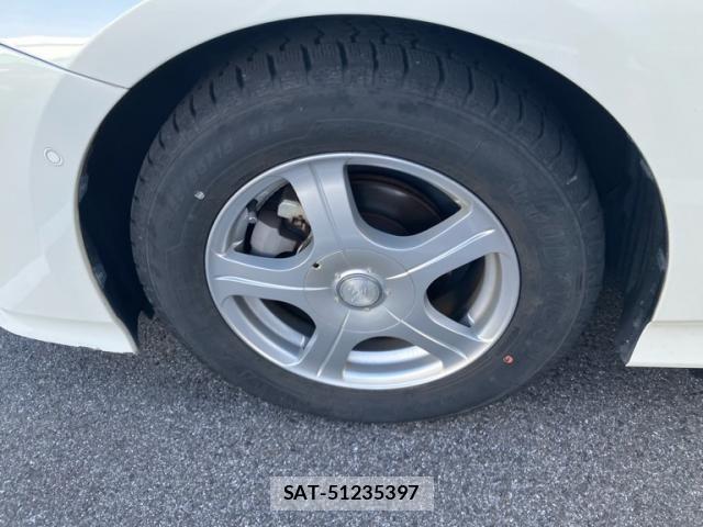 Toyota PRIUS 2017-11 8414433-5