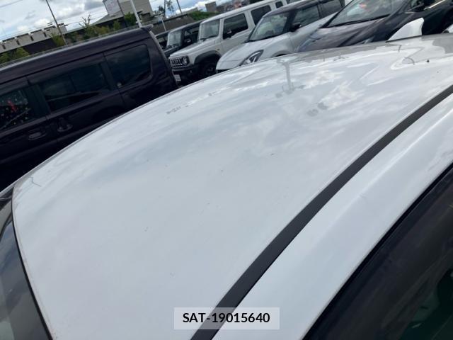 Toyota PRIUS 2011-01 8414514-14