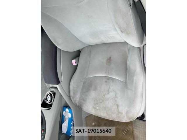 Toyota PRIUS 2011-01 8414514-15