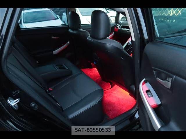 Toyota PRIUS 2012-09 8414435-13