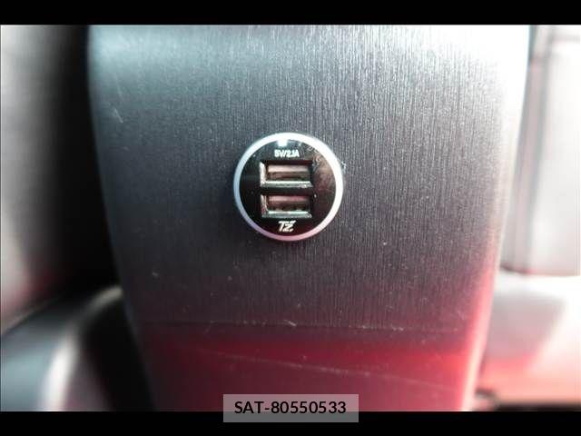 Toyota PRIUS 2012-09 8414435-18