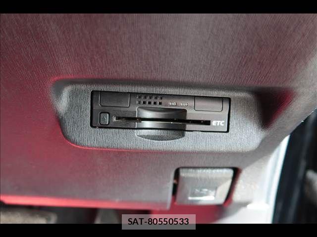 Toyota PRIUS 2012-09 8414435-28
