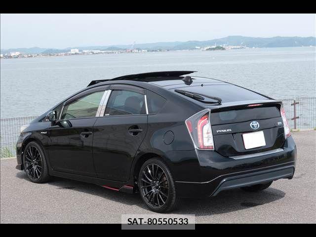 Toyota PRIUS 2012-09 8414435-3