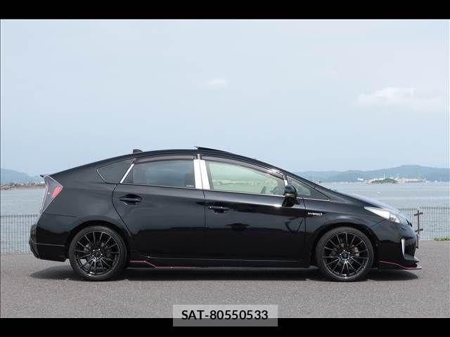 Toyota PRIUS 2012-09 8414435-6