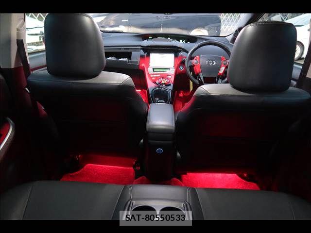 Toyota PRIUS 2012-09 8414435-8