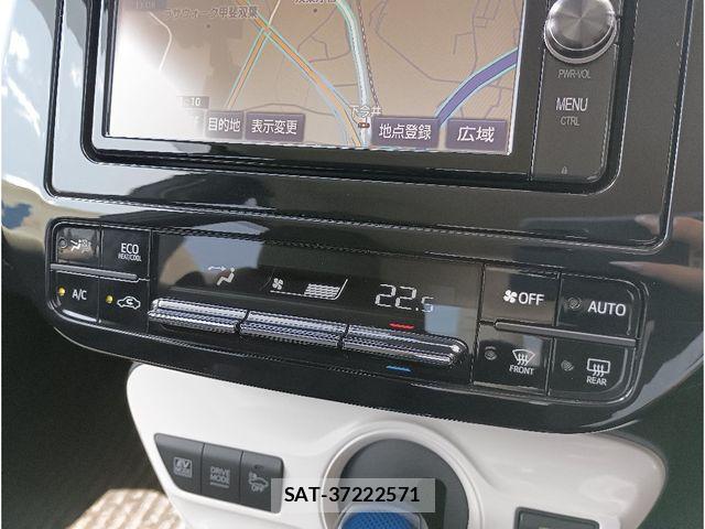 Toyota PRIUS 2017-07 8414424-14