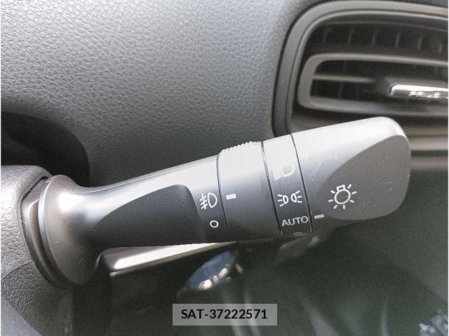 Toyota PRIUS 2017-07 8414424-17