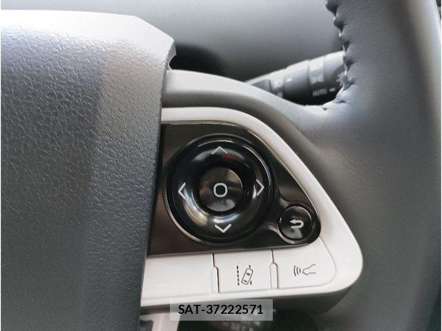 Toyota PRIUS 2017-07 8414424-19