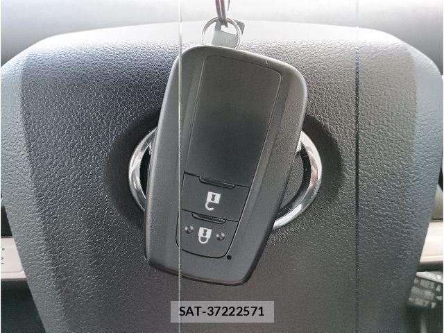 Toyota PRIUS 2017-07 8414424-21