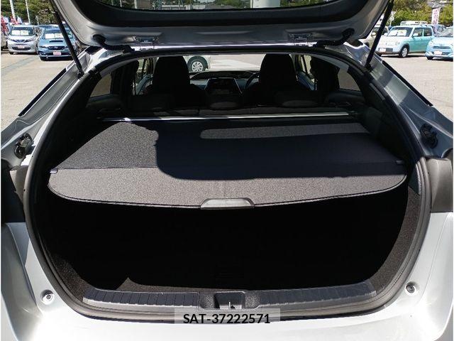 Toyota PRIUS 2017-07 8414424-5