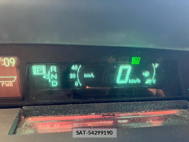 Toyota PRIUS 2013-09 8414478-20