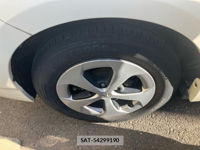 Toyota PRIUS 2013-09 8414478-5