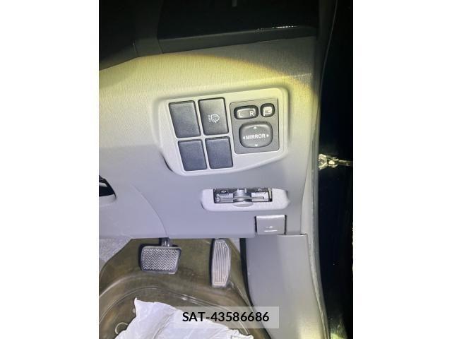 Toyota PRIUS 2010-10 8414504-15