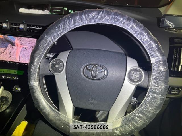 Toyota PRIUS 2010-10 8414504-18