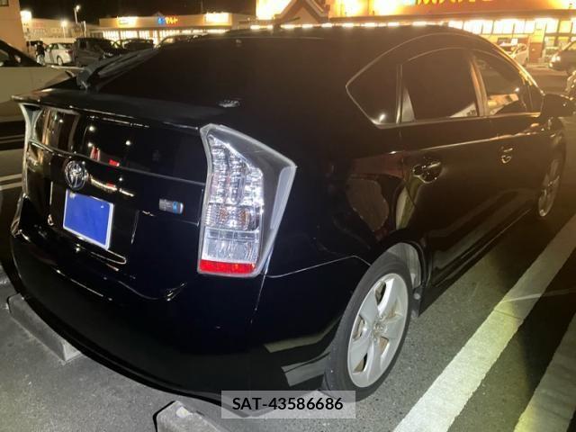 Toyota PRIUS 2010-10 8414504-4