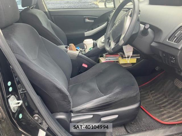 Toyota PRIUS 2012-08 8414488-9
