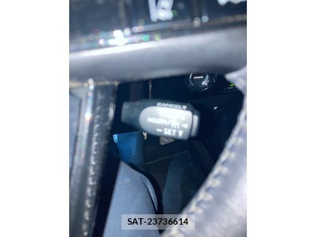 Toyota PRIUS 2019-11 8414416-14