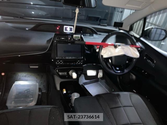 Toyota PRIUS 2019-11 8414416-8
