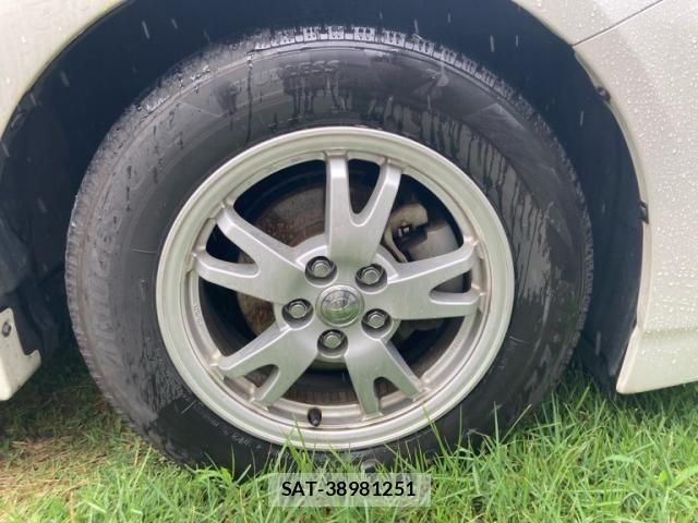 Toyota PRIUS 2011-11 8414513-10